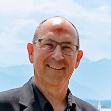 Portrait des Schulleiter OStD Anton Furtmayr